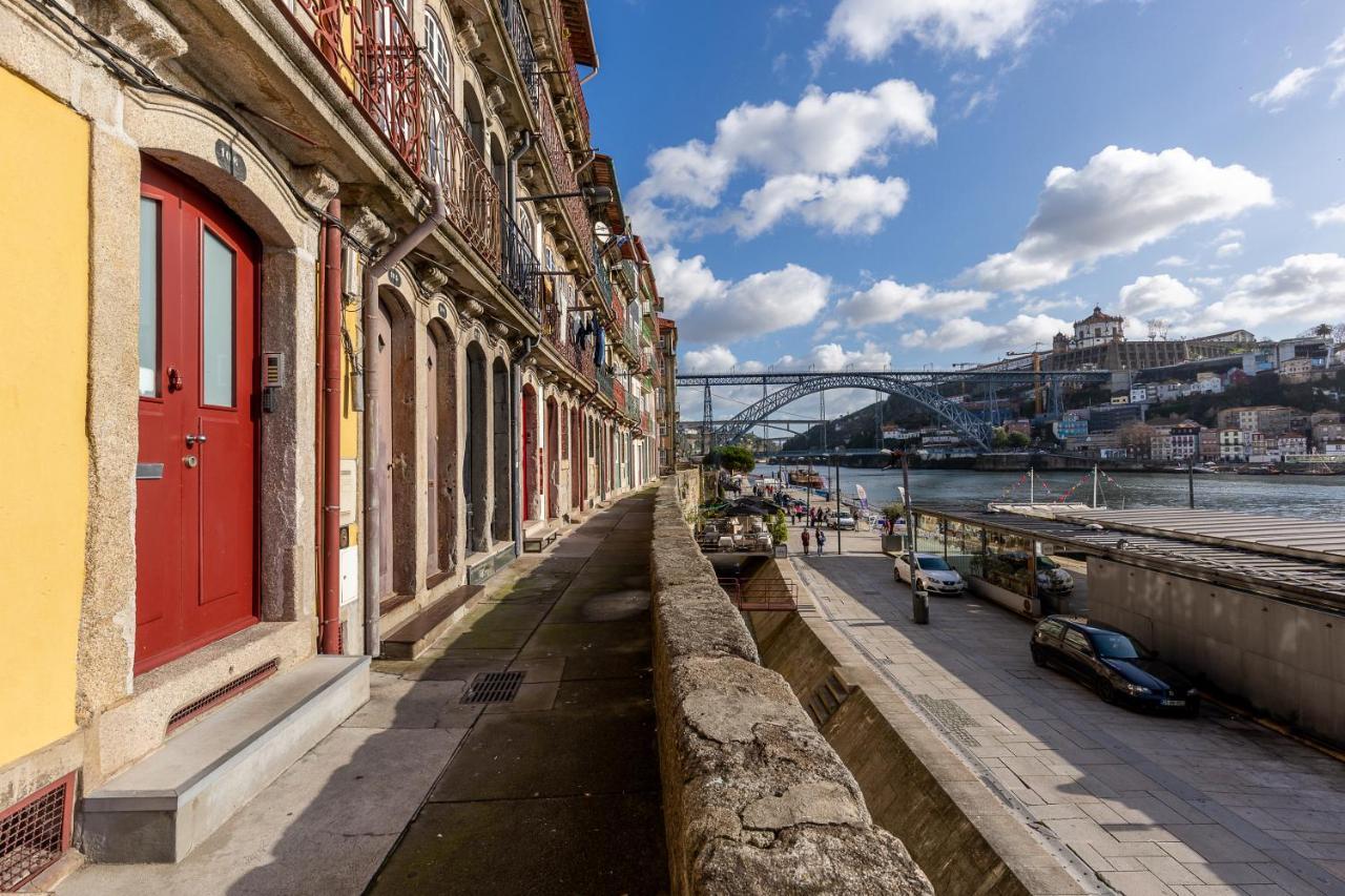 One-Bedroom Apartment with Balcony and River View - First Floor