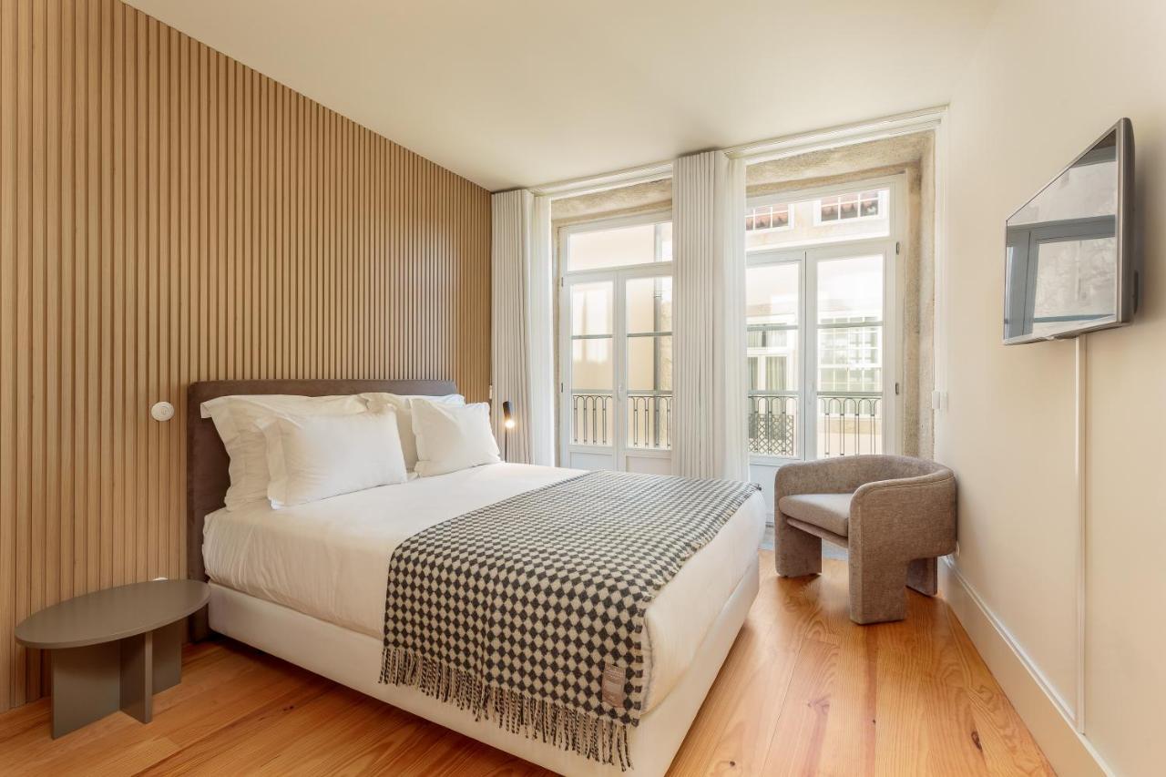 Duplex One-Bedroom Apartment - First Floor,1072790959:JPEG