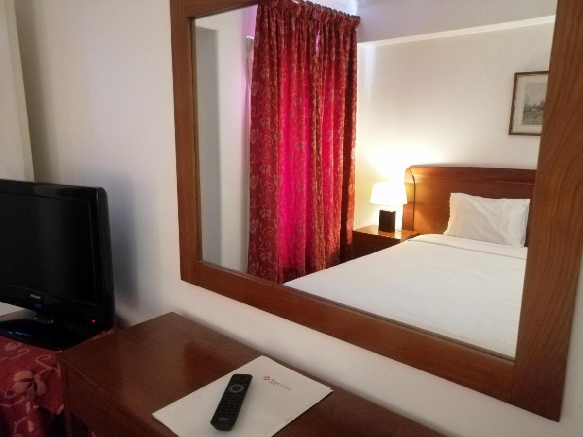 King-Size Suite