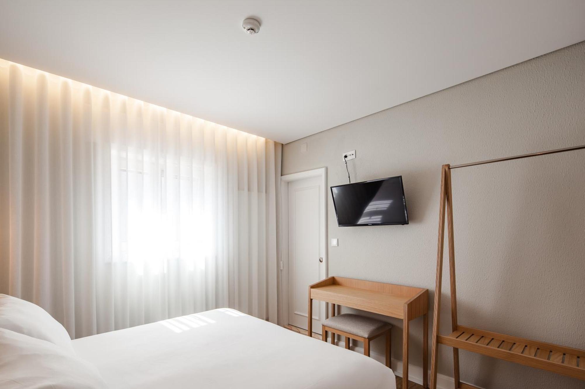 Quarto Superior com Cama de Casal ou 2 de Solteiro