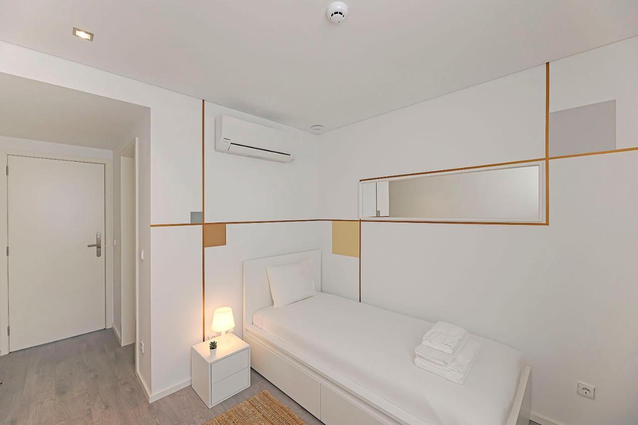Deluxe Queen Suite