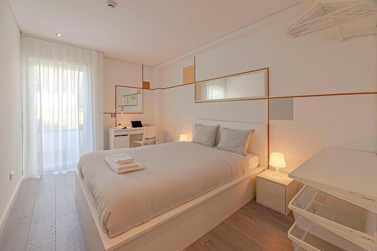 Standard Twin Room with Shared Bathroom
