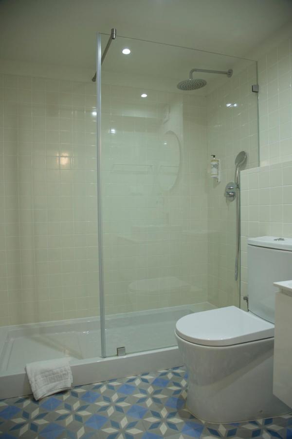 One-Bedroom Apartment,1269793384:JPEG