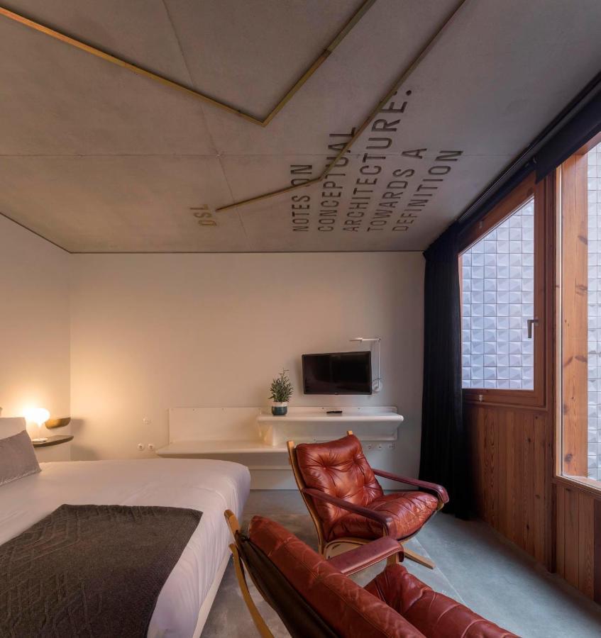 Double Room inner Courtyard View,1332653357:JPEG