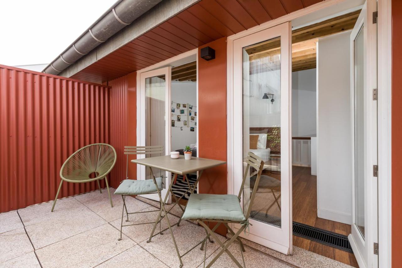 Duplex Apartment with Terrace with No View,1367567573:JPEG