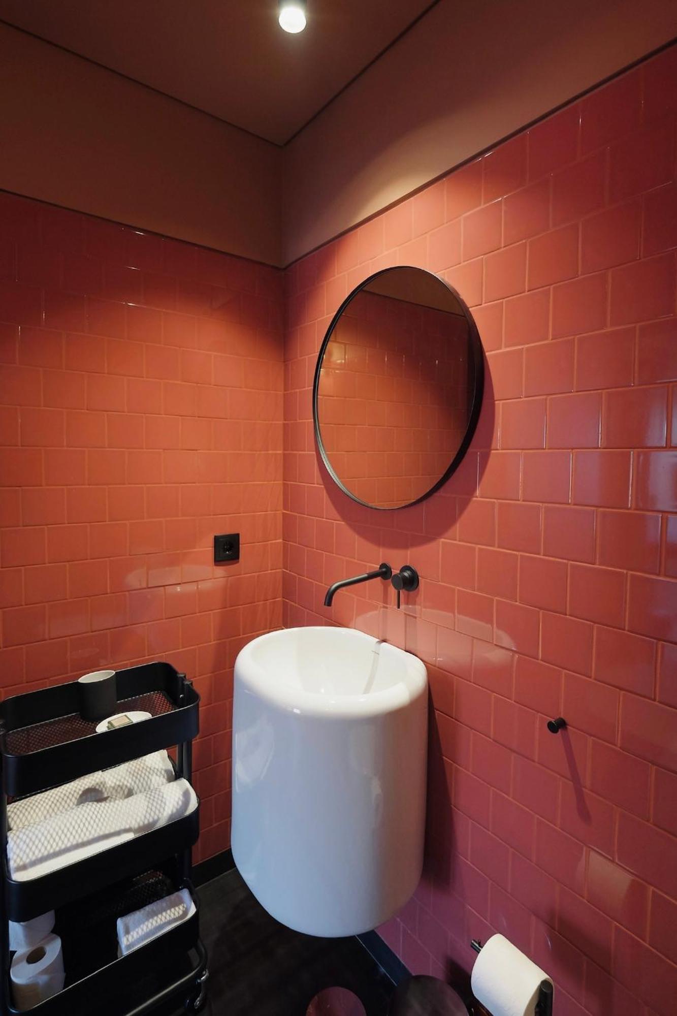 Double Room Private Bathroom,1553759968:JPEG