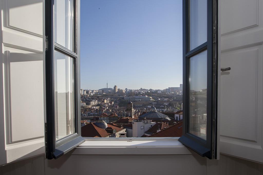 Quarto Deluxe com Cama de Casal ou 2 de Solteiro e Vista do Rio