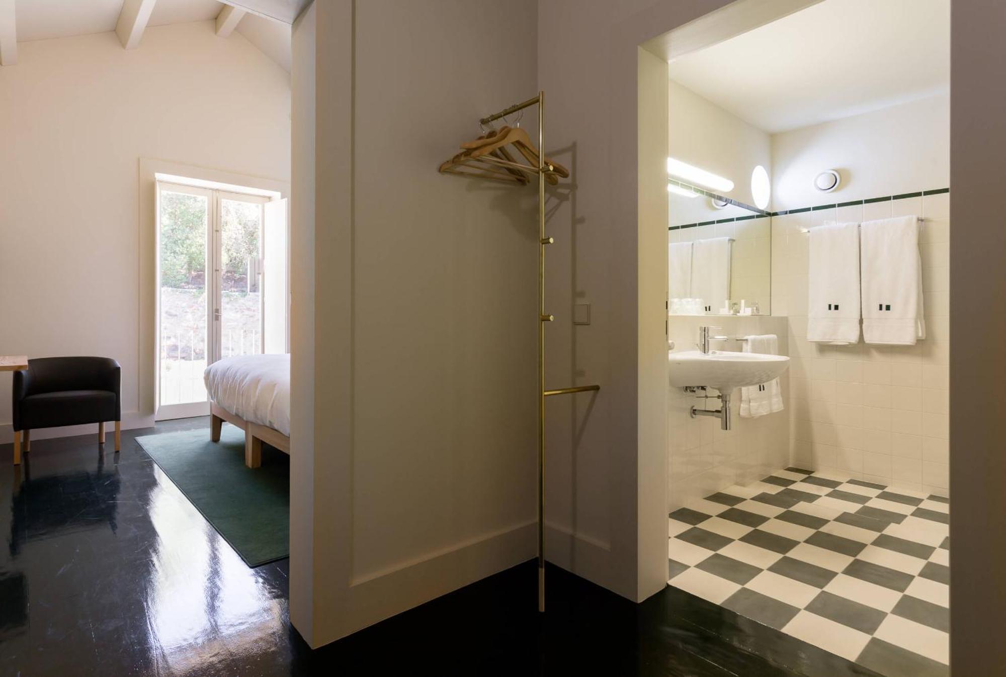 Deluxe Double Room Garden View