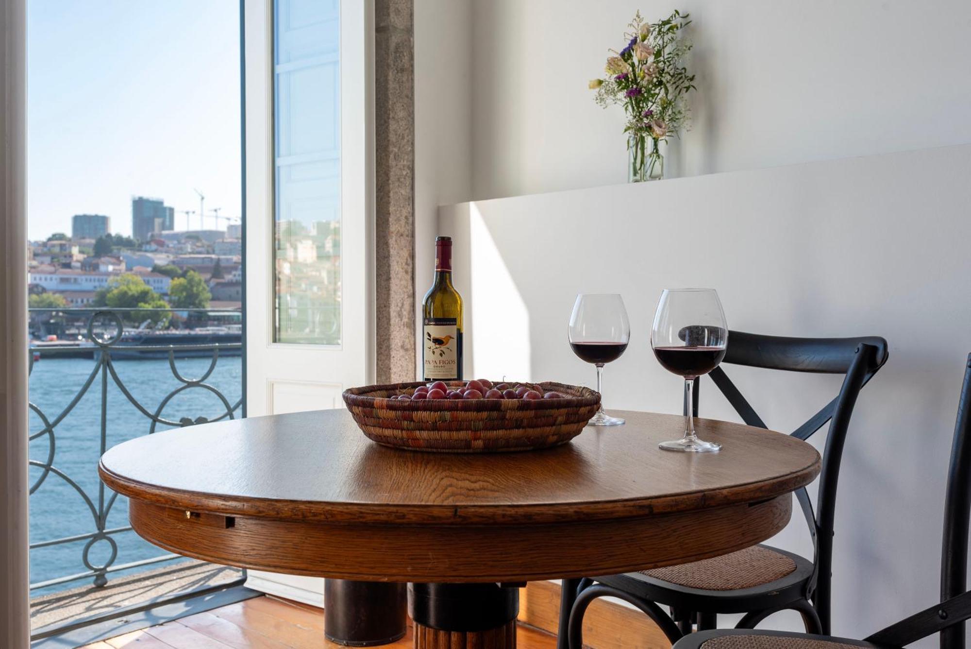 One-Bedroom Apartment,1614826862:JPEG