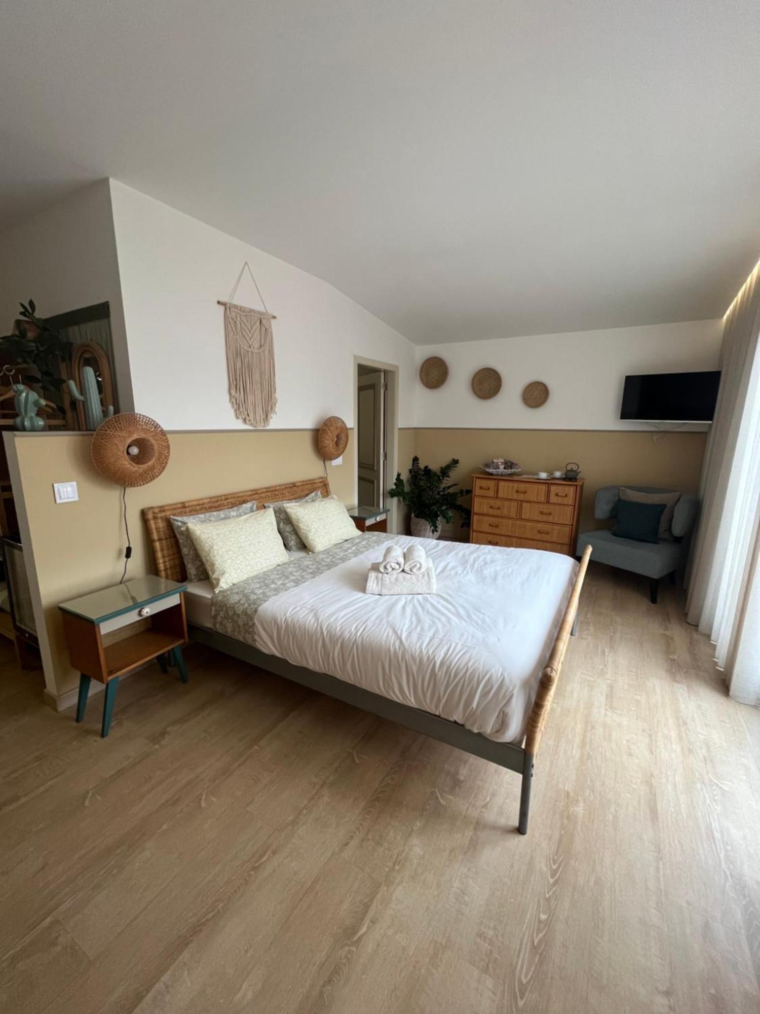 Queen Room with Balcony