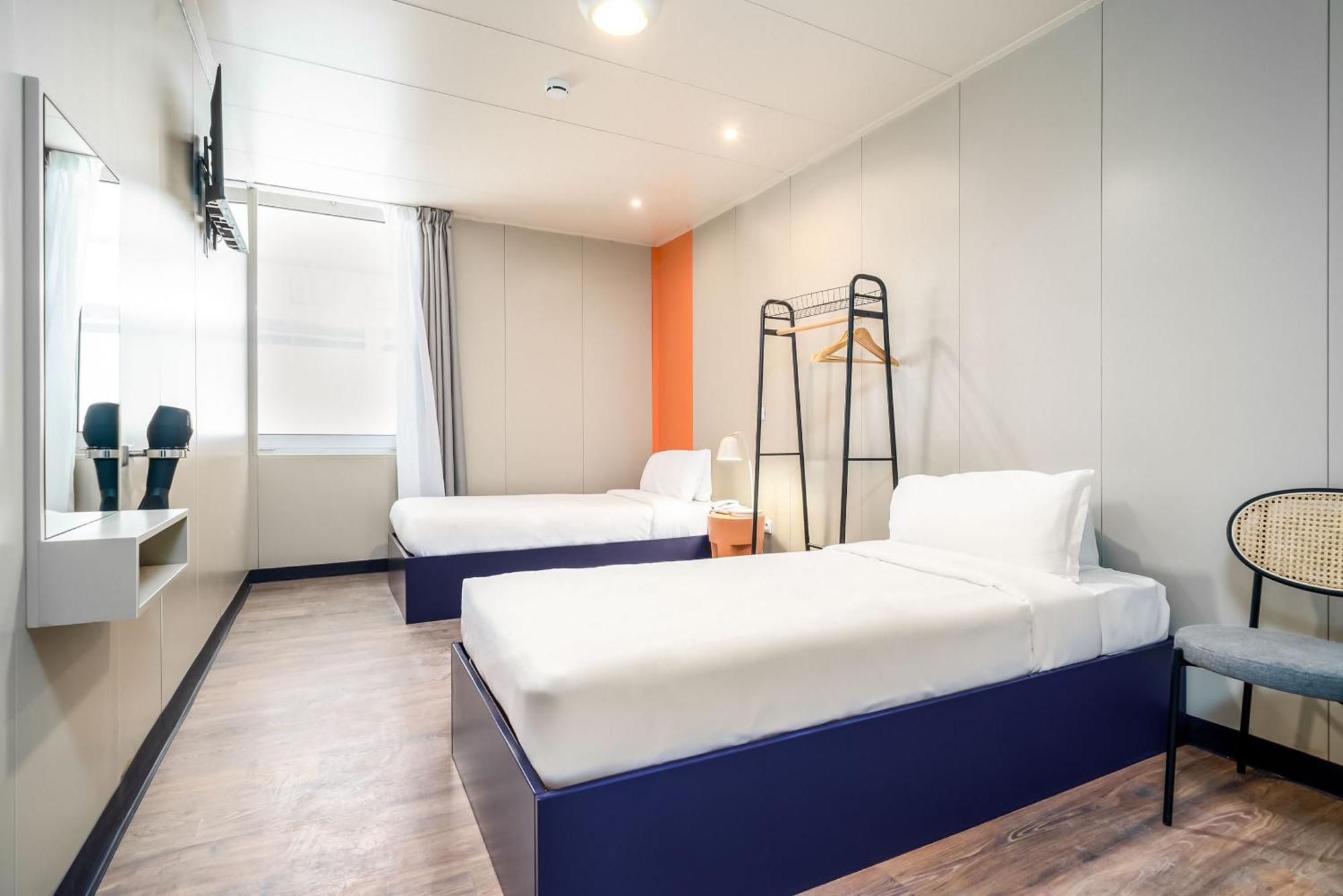 Comfort Twin Room