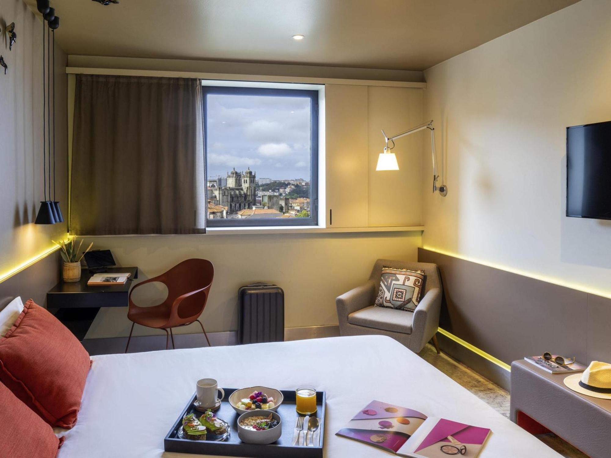 Privilege Double Room with Panoramic City View