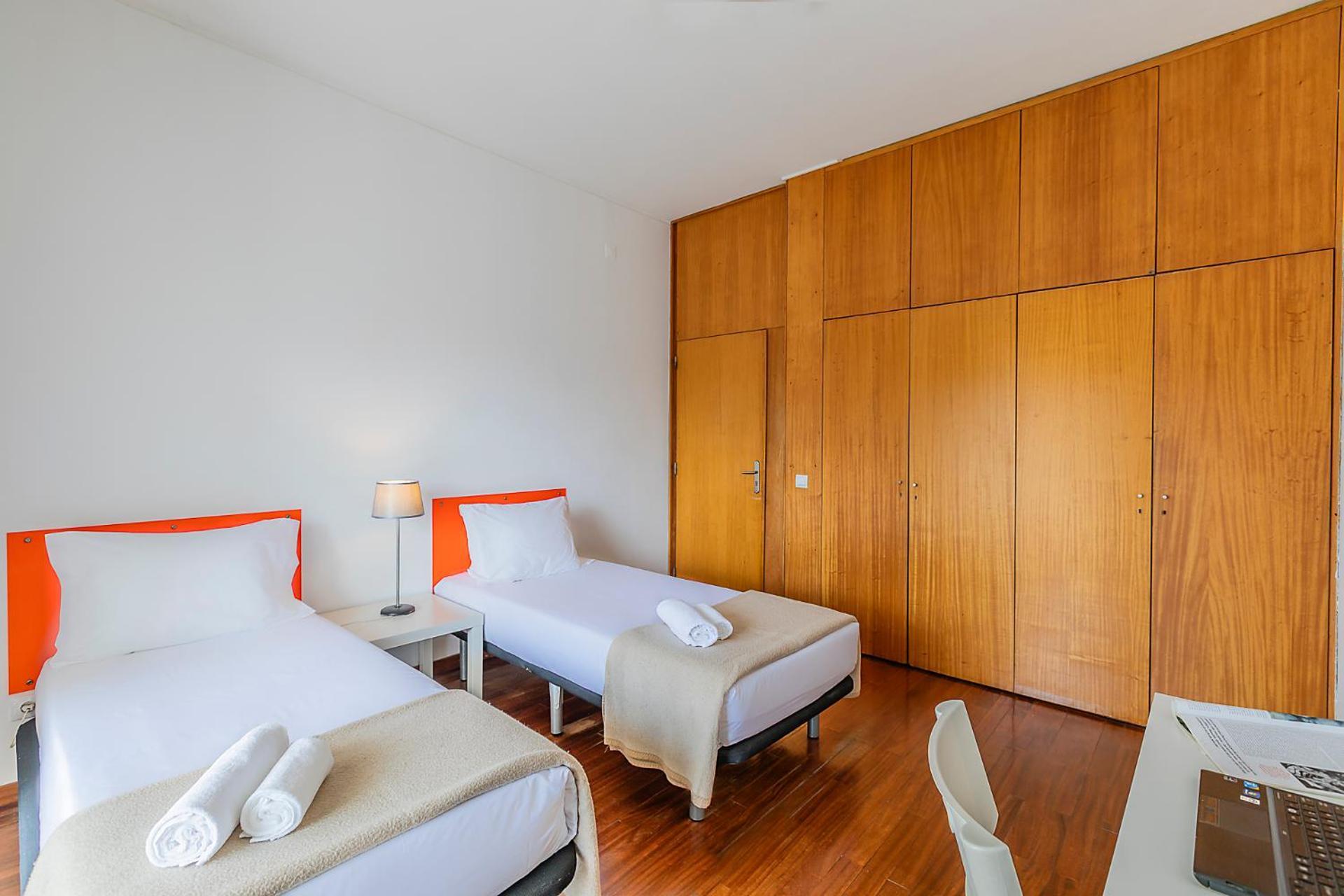 Twin Room Shared Toilet
