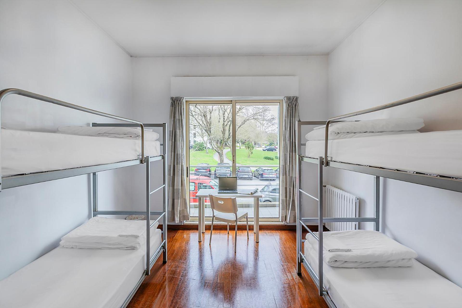Bed 4-Bed Female Dormitory Room