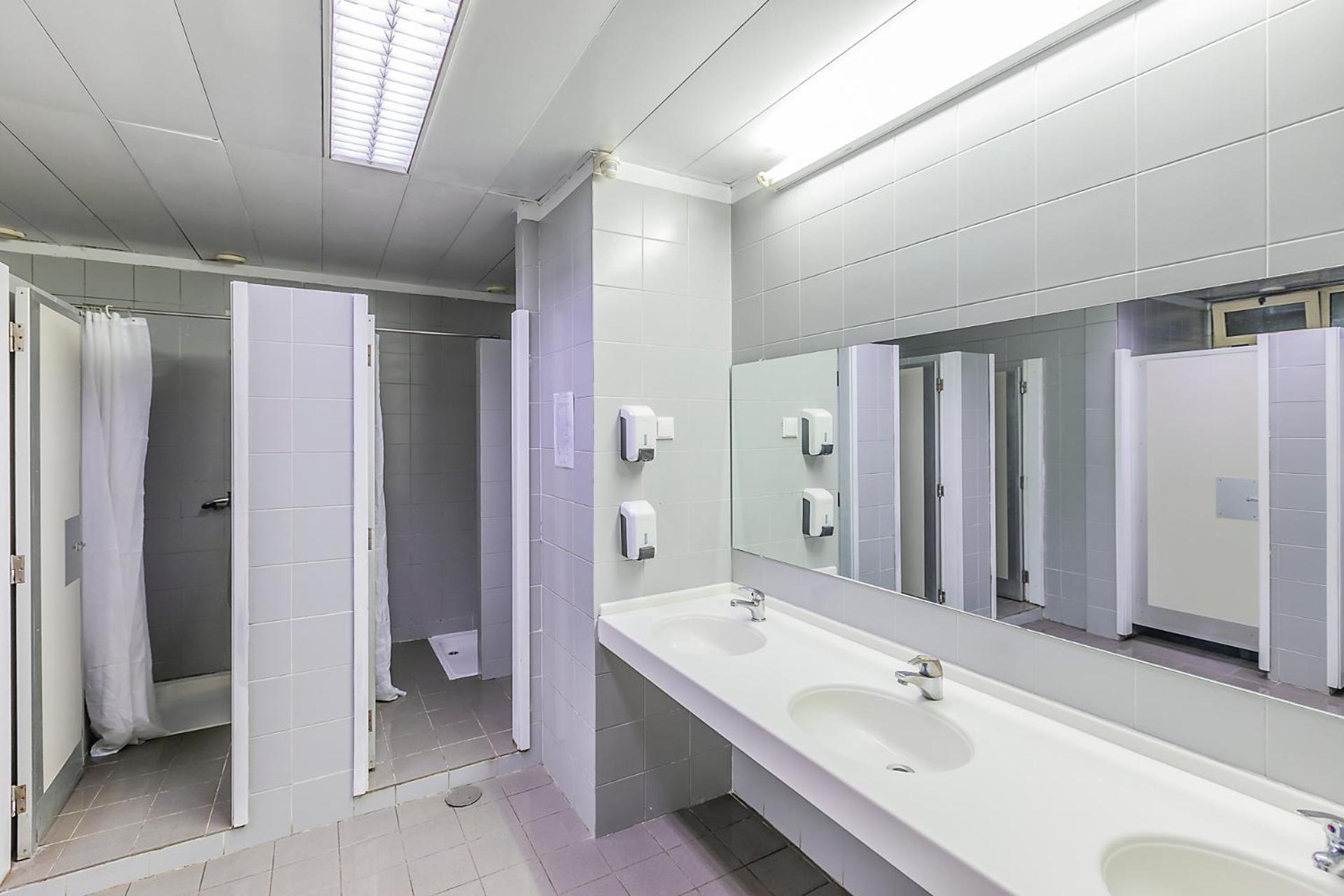 Twin Room Shared Toilet