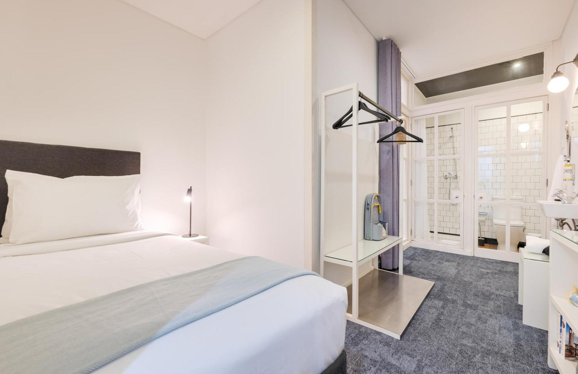 Budget Interior Single Room