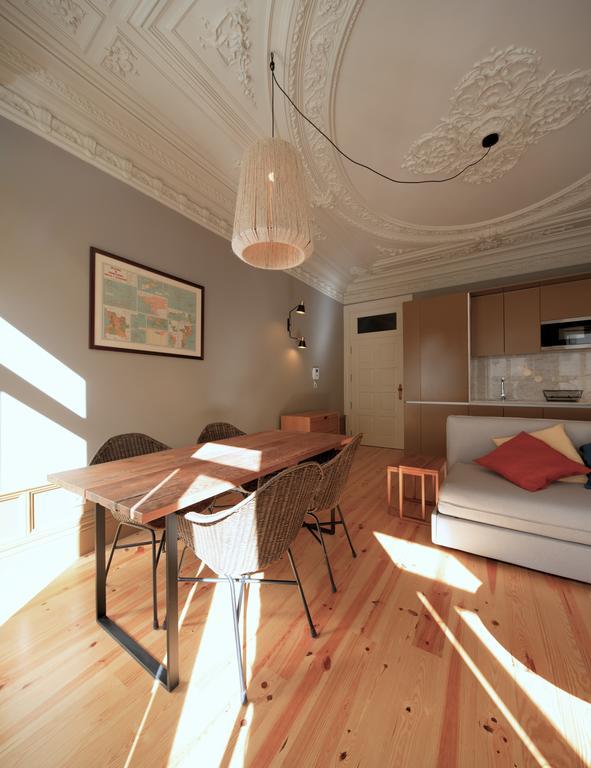 Superior Two-Bedroom Apartment,947894812:JPEG
