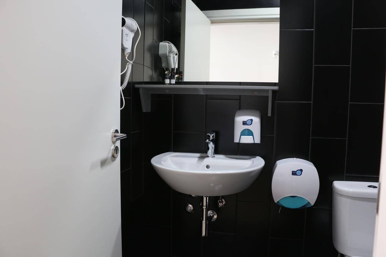 Quarto Twin com Casa de Banho Privativa