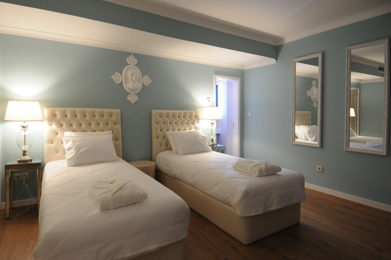 Twin Room River View 2nd Floor