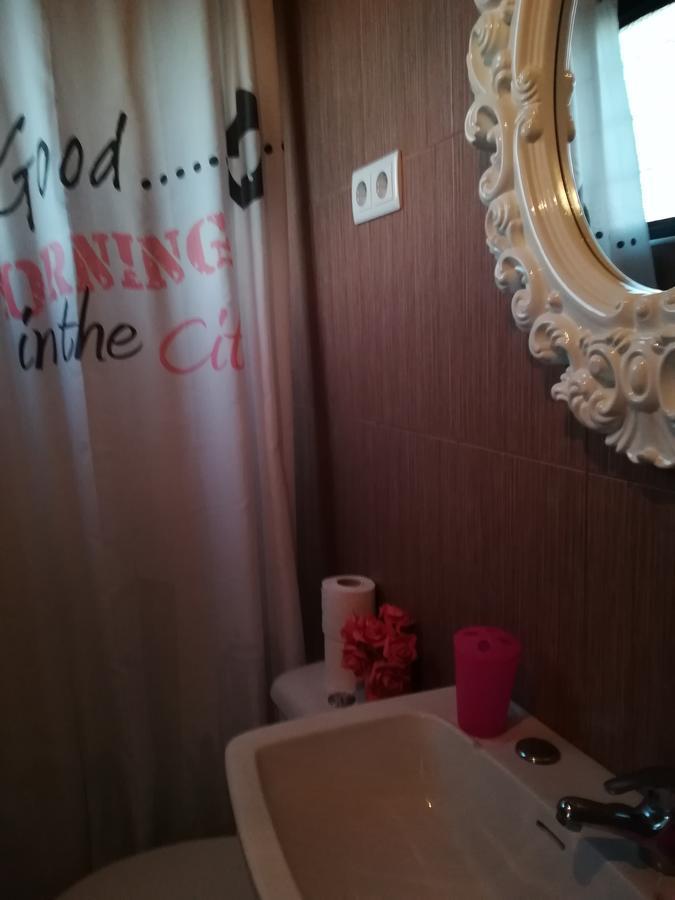 Comfort Triple Room with Shower
