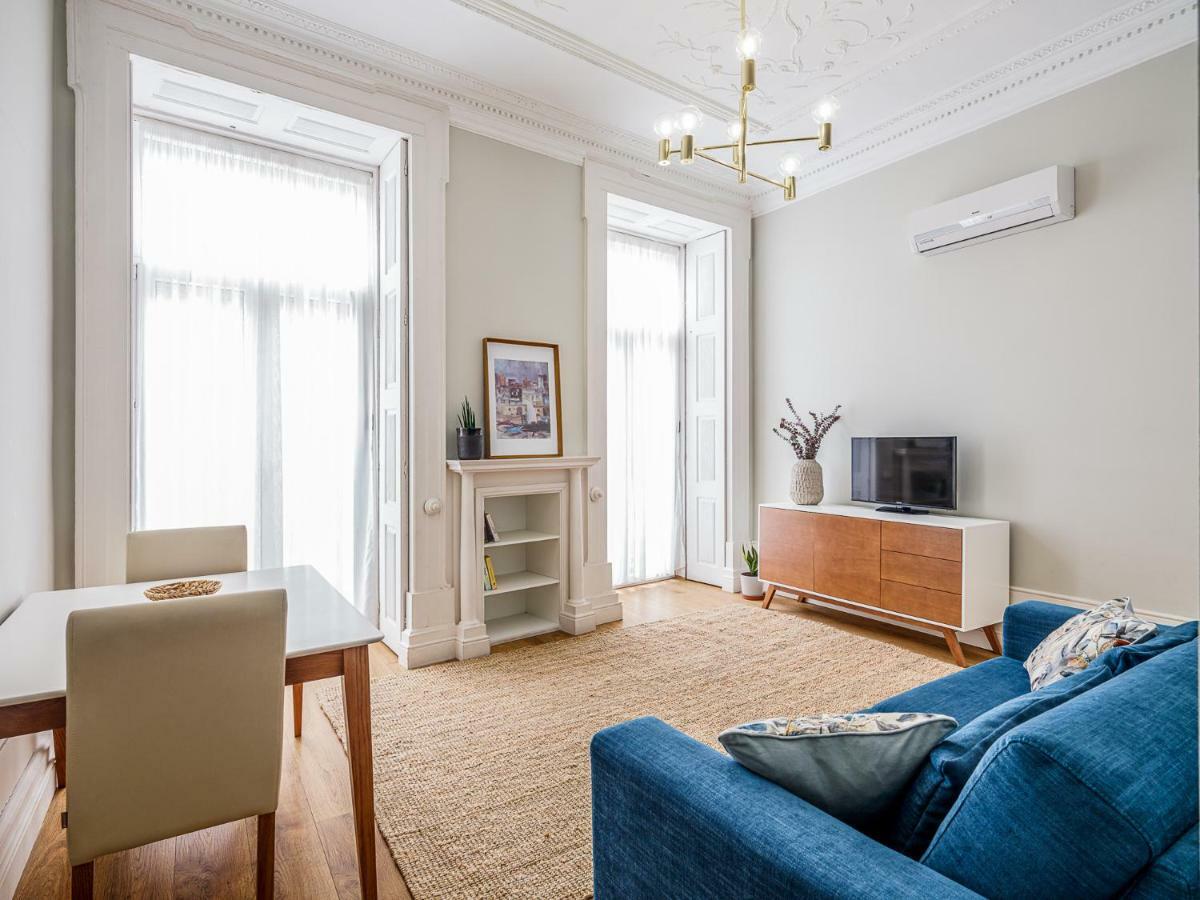 Apartment with French Balcony ( 3 Floor)