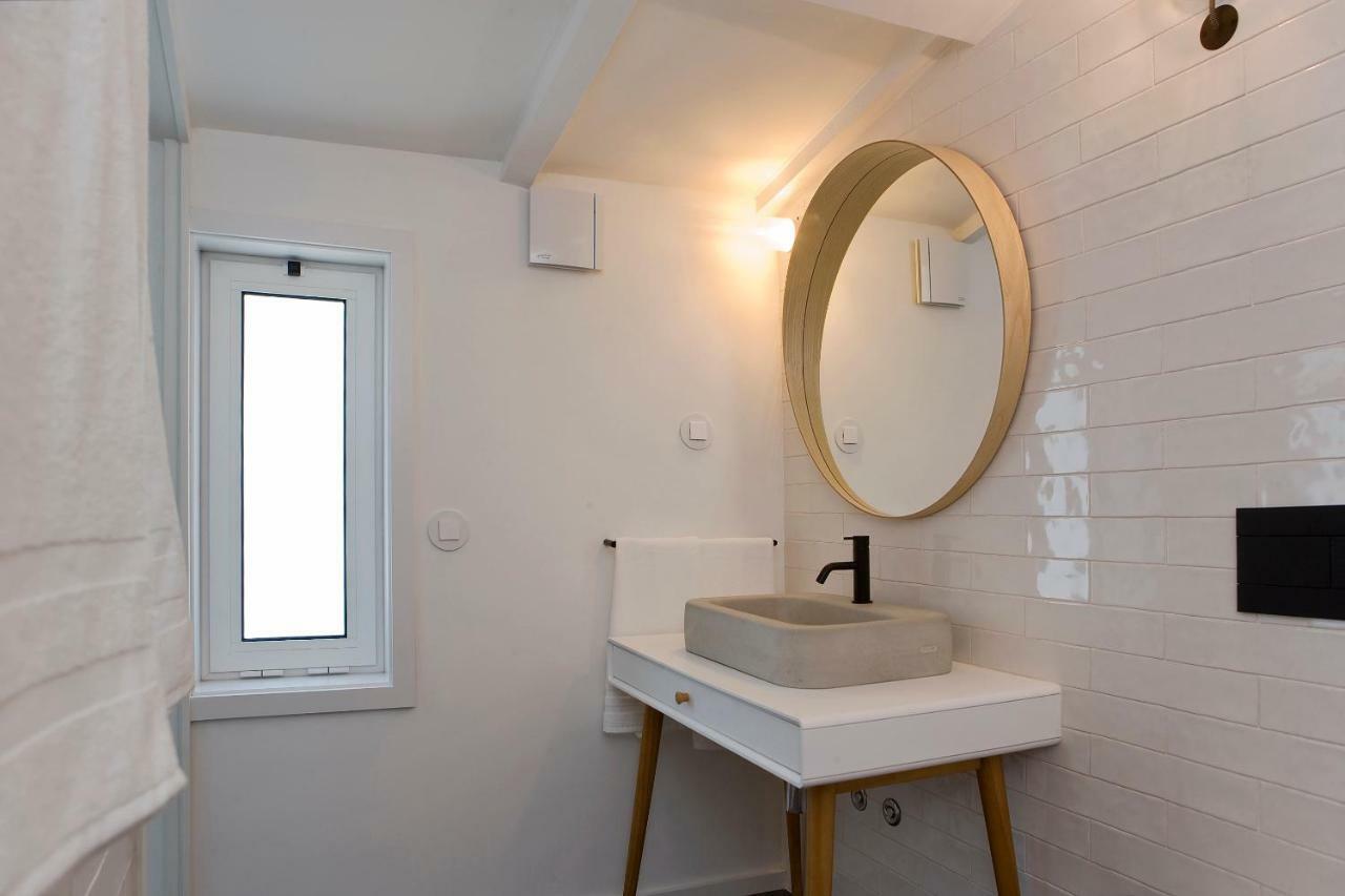 Apartment,858981425:JPEG