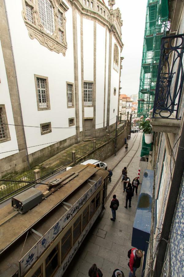 Apartment with Balcony,875216999:JPEG
