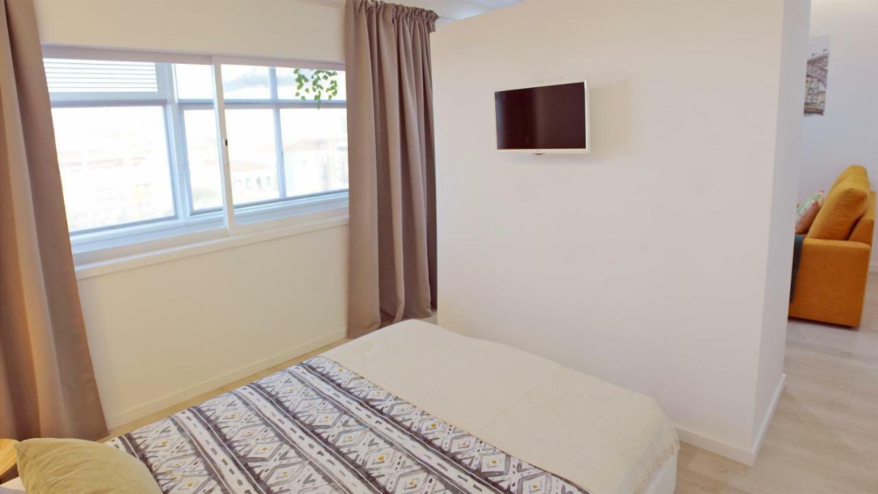 One-Bedroom Apartment,873347879:JPEG
