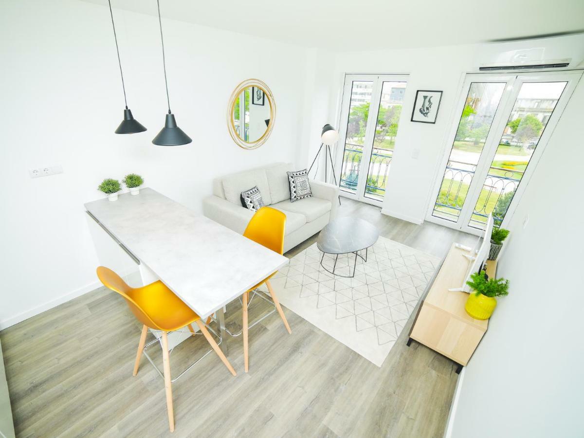 One-Bedroom Apartment Garden View