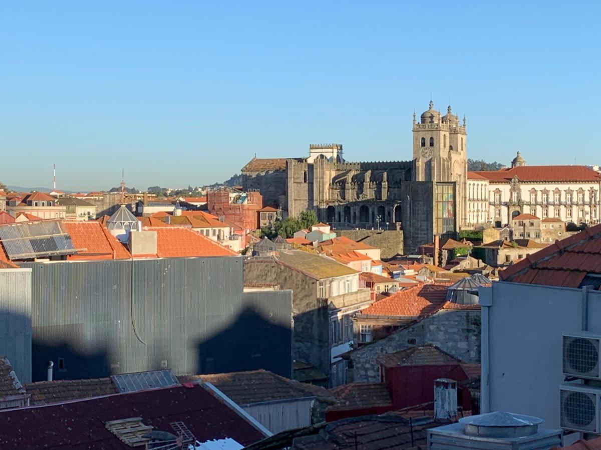 Penthouse Apartment,928060462:JPEG