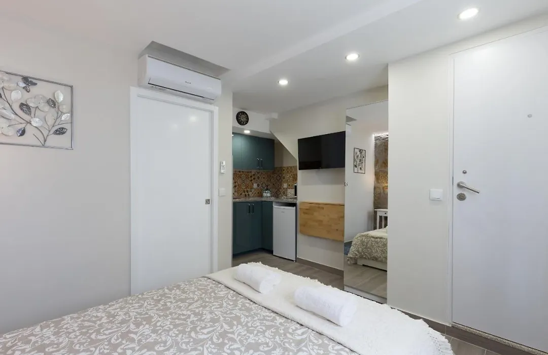 Oportohost Cozy Studios-1