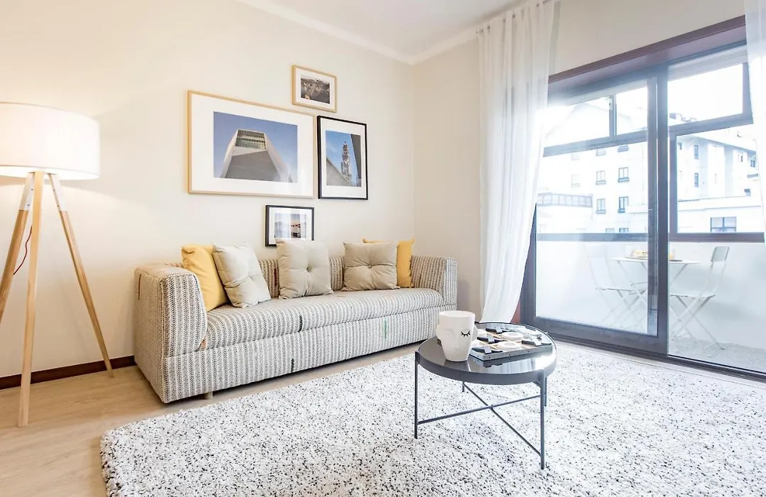 2Br Flat In Bonfim W/ Ac & Balcony By Lovelystay-1