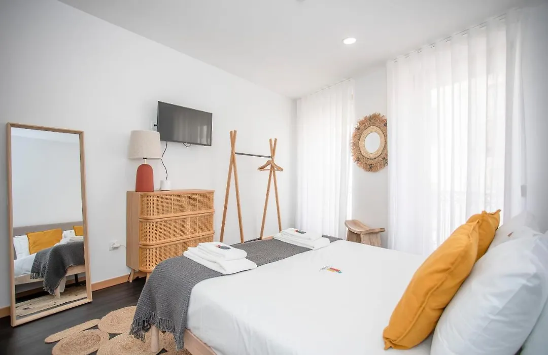 Liiiving In Porto - Downtown Spacious Home-1