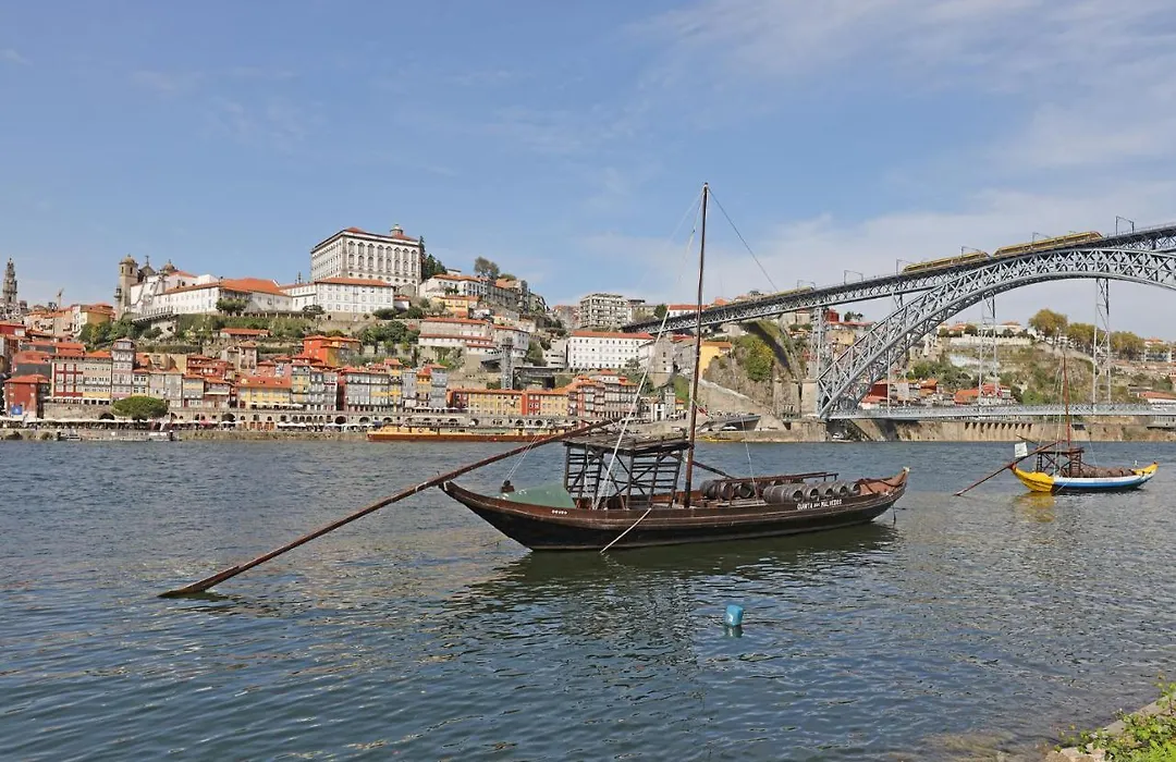 Flh Porto Spacious Duplex-1