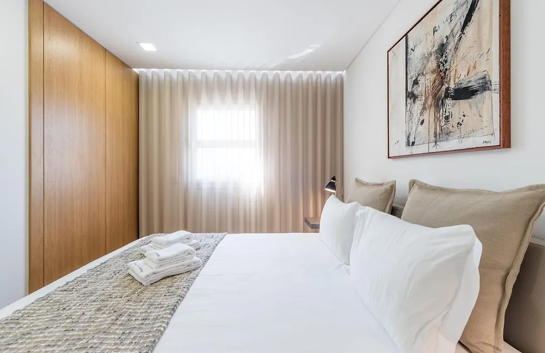 Guestready - Tigerlily-1