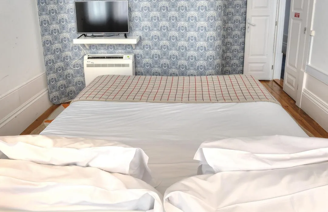Three Houses&Bedrooms-1