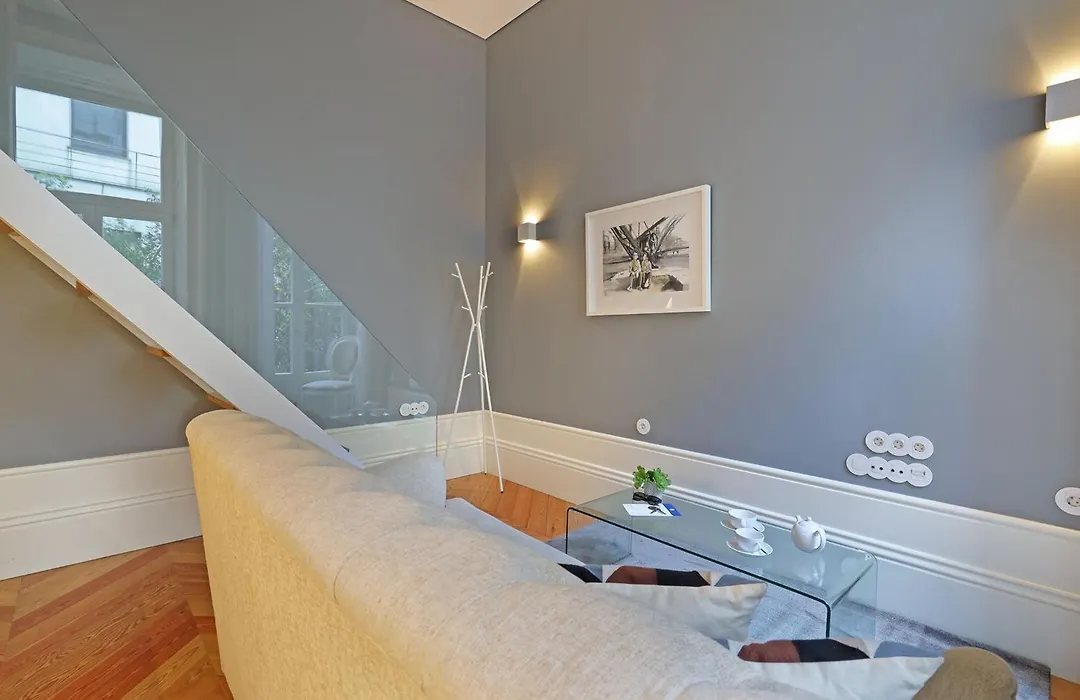 Villa Mouzinho By On Apartments-1