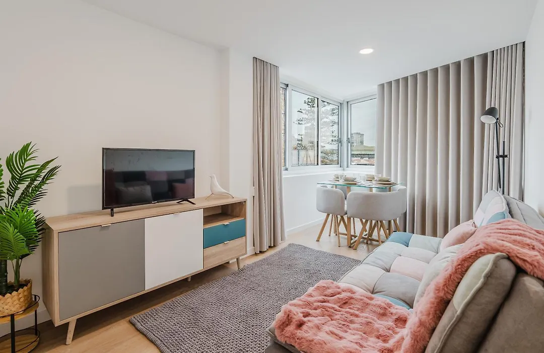 Opo Bolhao Flats By Destiny Houses-1