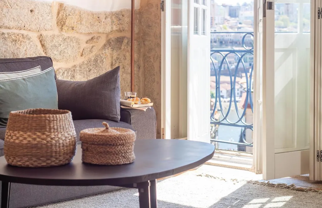 Lovelystay - Sao Domingos Apartment-1