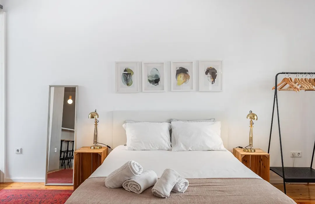 Porto Historical City Center Apartment-1