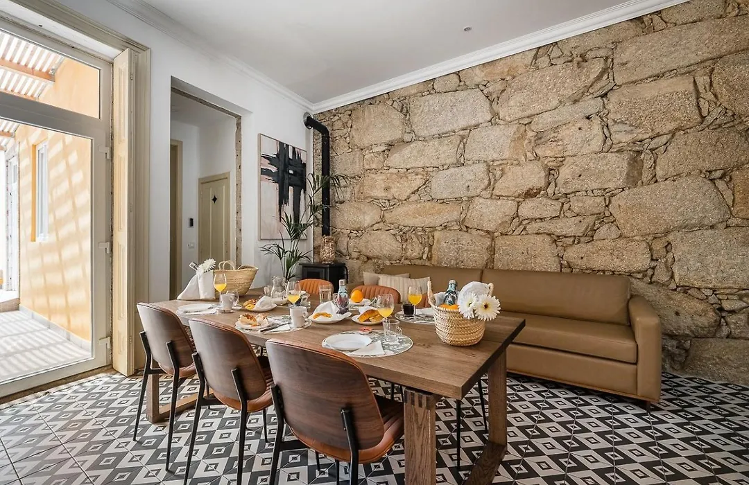Guestready - Vanzeleres Collection-1