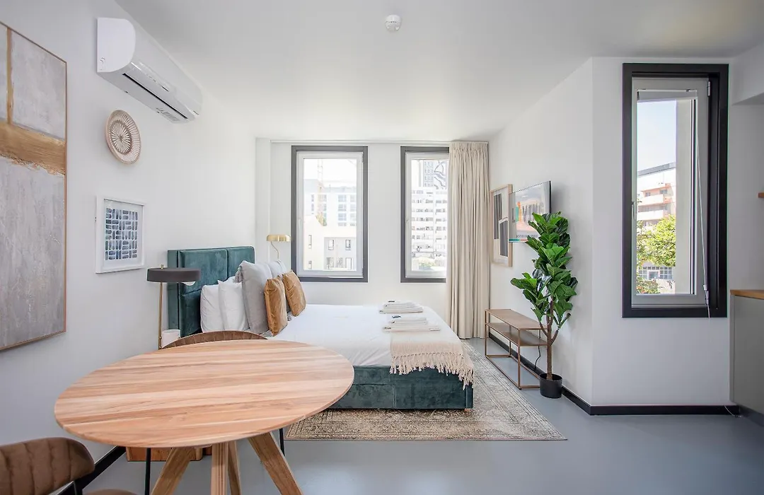 Liiiving In Porto - City Design Studios-1