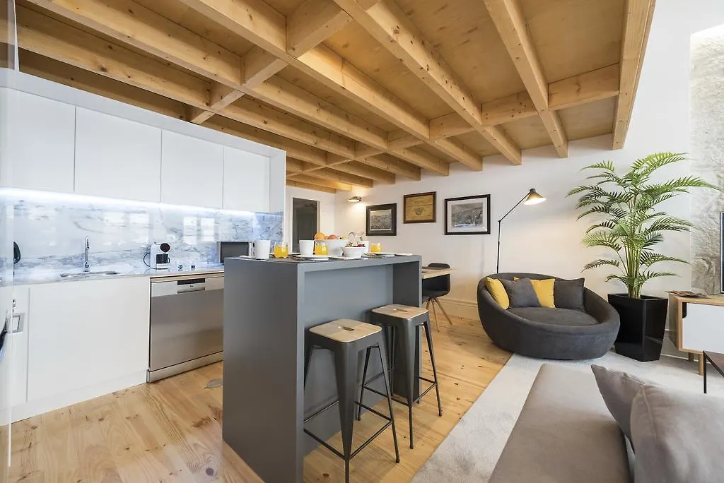 Lovelystay-Modern Loft City Center-1