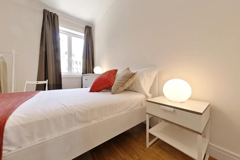 Sleep In Centre-1