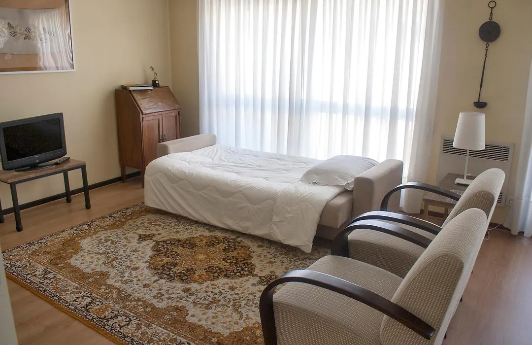 Burgo'S House-1