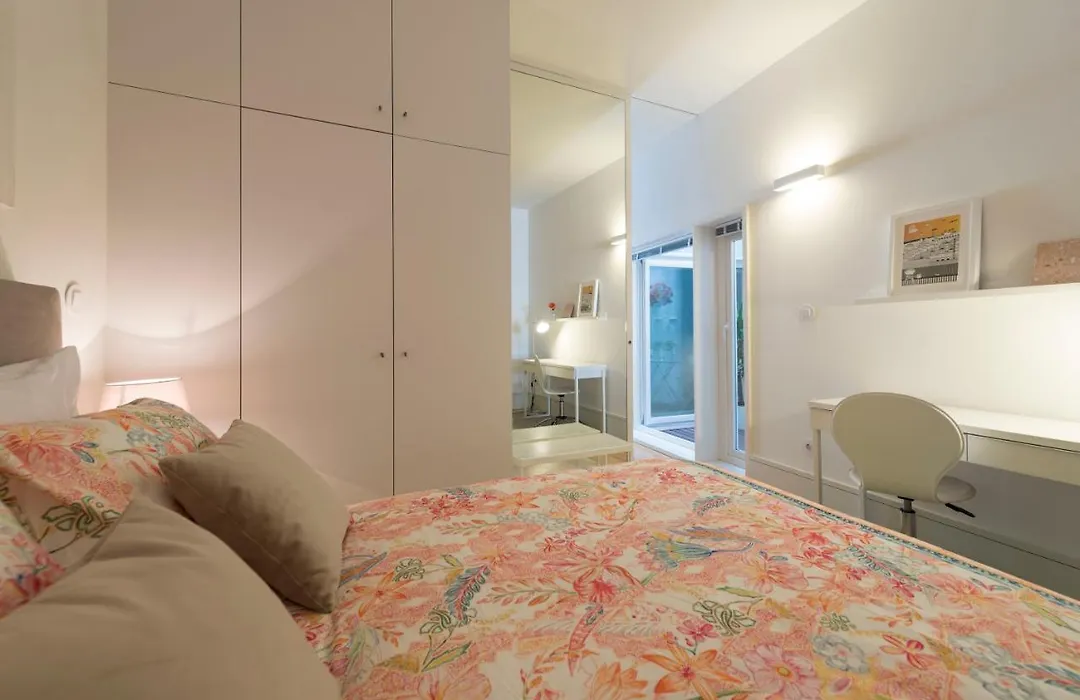 Bmyguest - Villa Loios Terrace Apartment-1