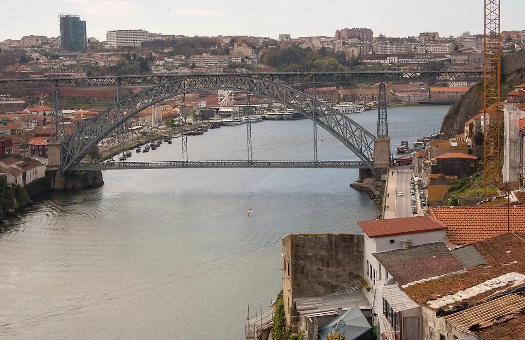 Nations Porto II - Studios & Suites-1