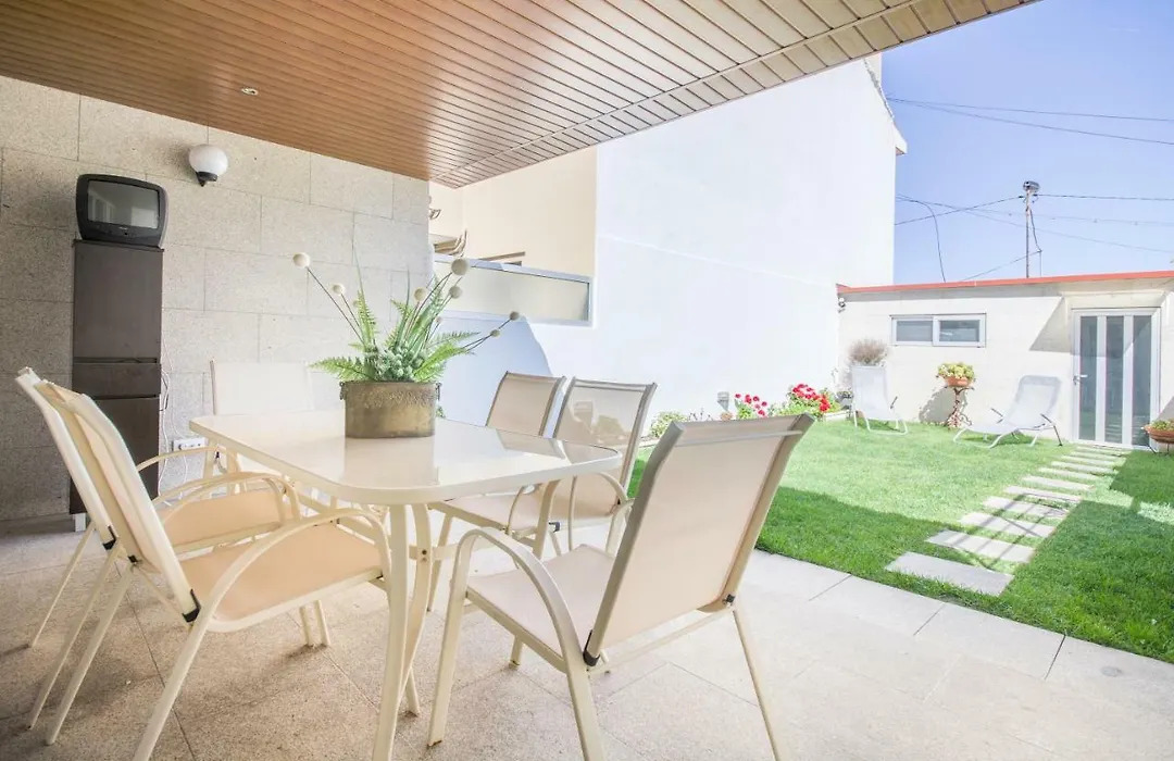 Cozy Stay - Foz Garden House-1