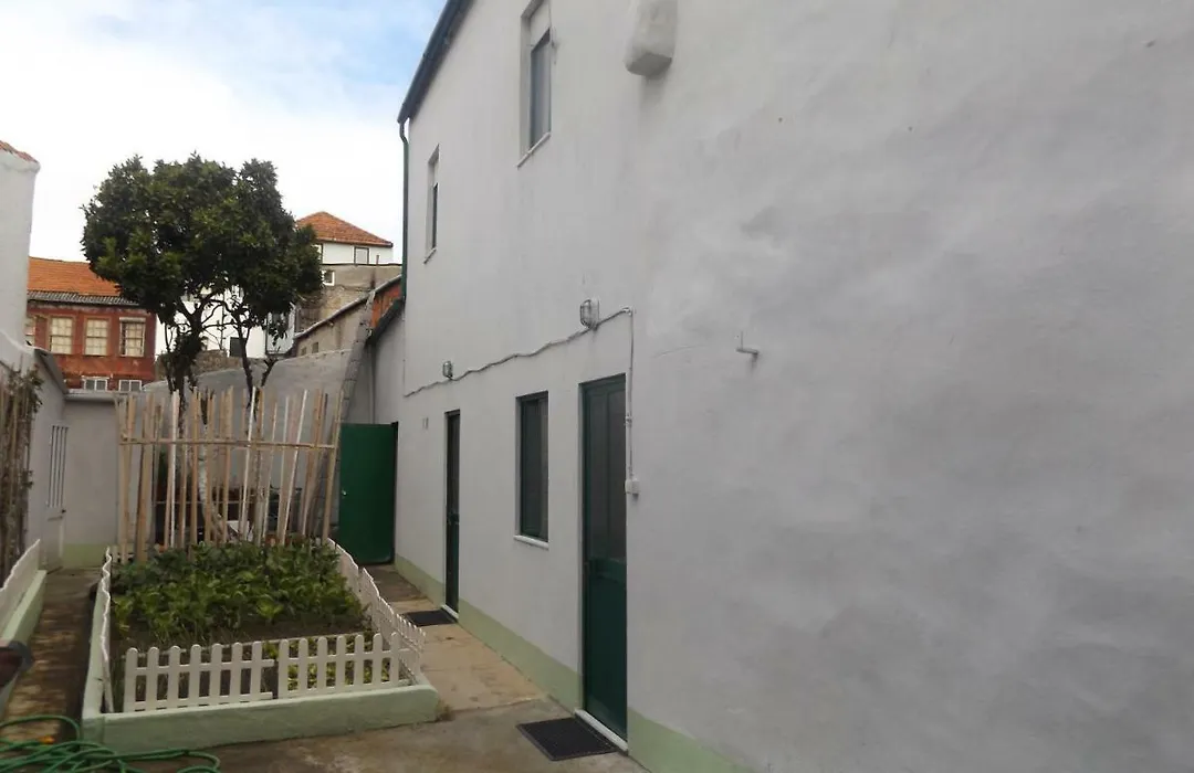 Casa Do Largo House-1