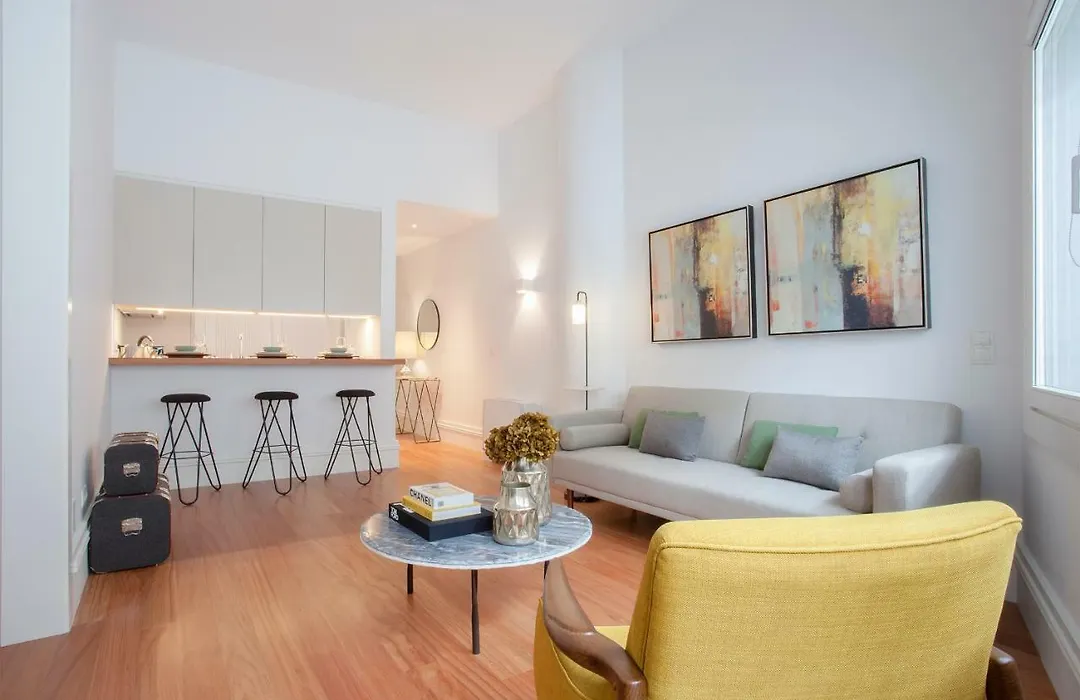 Liiiving In Porto | Aliados Luxury Apartments-1